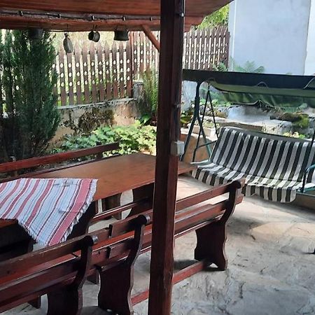 Guest House Lazar Raykov 리바리차 외부 사진