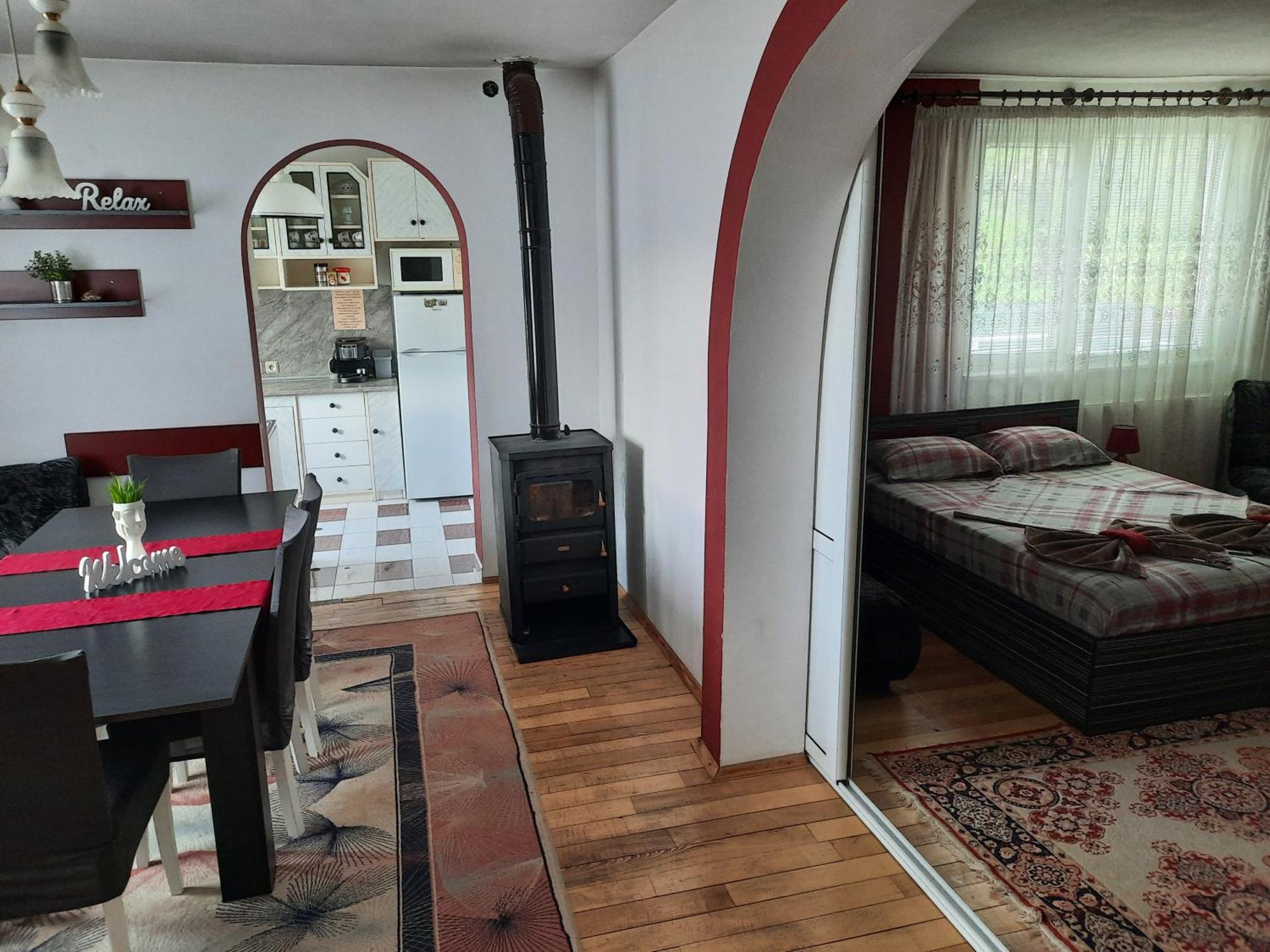 Guest House Lazar Raykov 리바리차 외부 사진